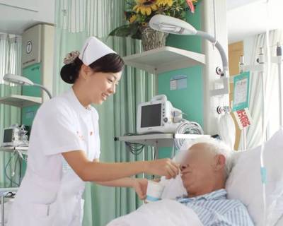 健康老齡 醫養結合研究會的成立與護理機構服務探索